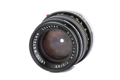 Lot 76 - A Leitz Summicron f/2 50mm Lens