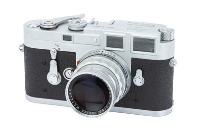 Lot 47 - A Leica M3 'Attrappe' Rangefinder Camera