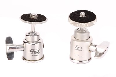 Lot 1102 - Leitz FOOMI & FIAKU Tripod Heads