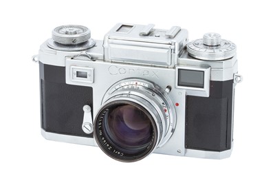Lot 200 - A Zeiss Ikon Contax IIIa Rangefinder Camera